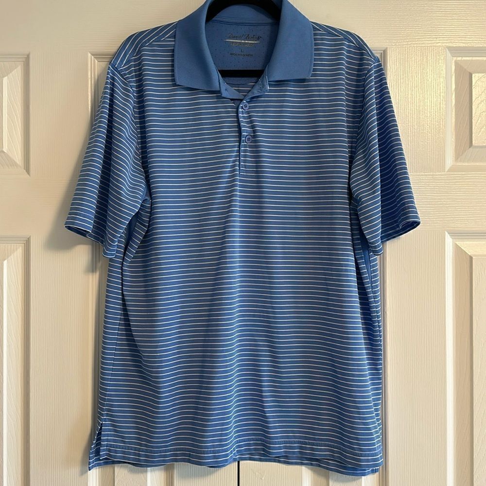 Daniel Bishop Men’s Blue & White Striped Short-sleeve Collared Shirt, Size L